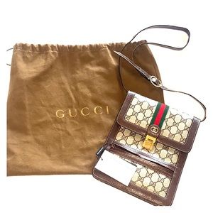 GUCCI messenger bag